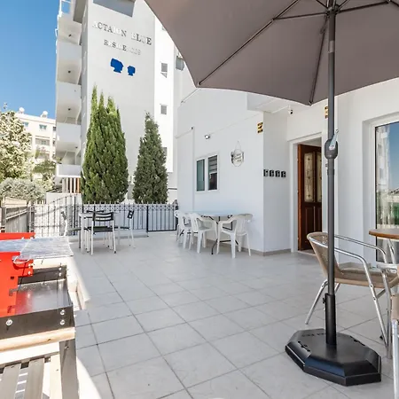 Privatunterkunft Andreas Beachfront *